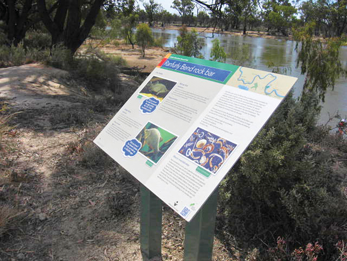 Mildura shared path signs