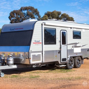 Renmark Custom Caravans van signage