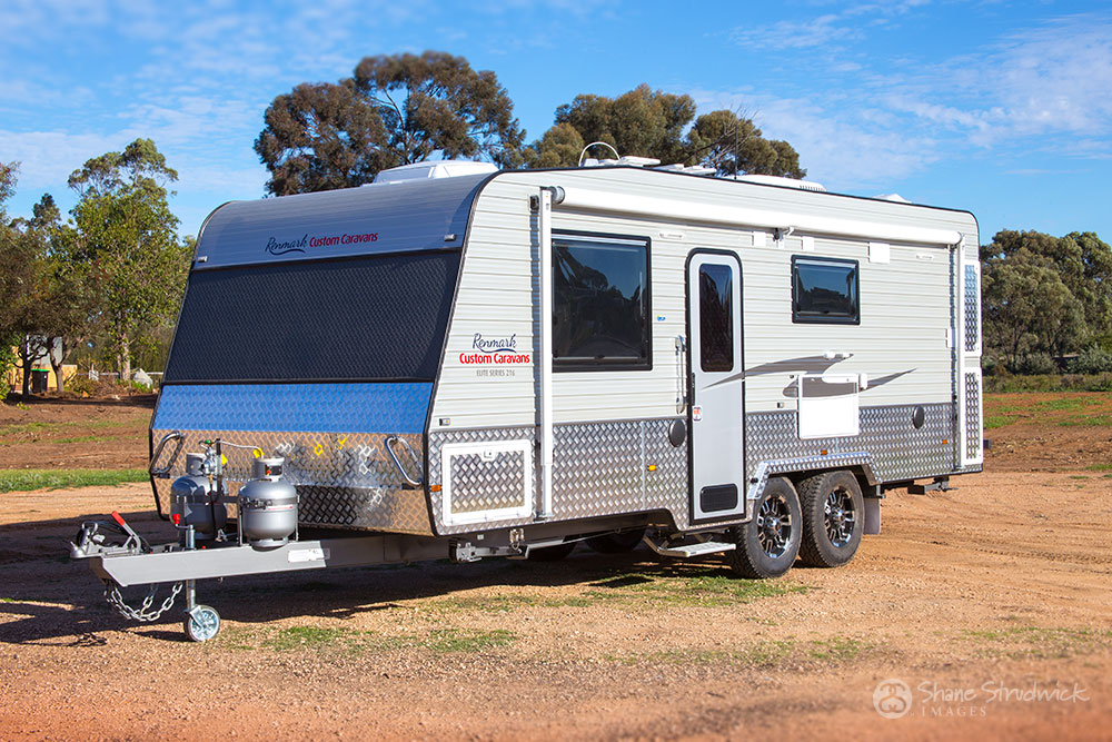 Renmark Custom Caravans van signage