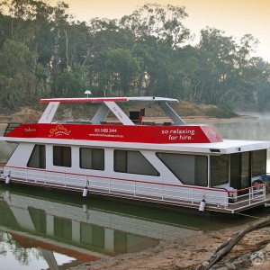 Rich River Houseboats Echuca