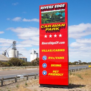 Rivers Edge Caravan Park sign