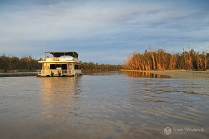 Shane-Strudwick-Images-Houseboats-15 