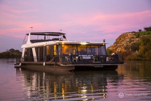 Shane-Strudwick-Images-Houseboats-29 